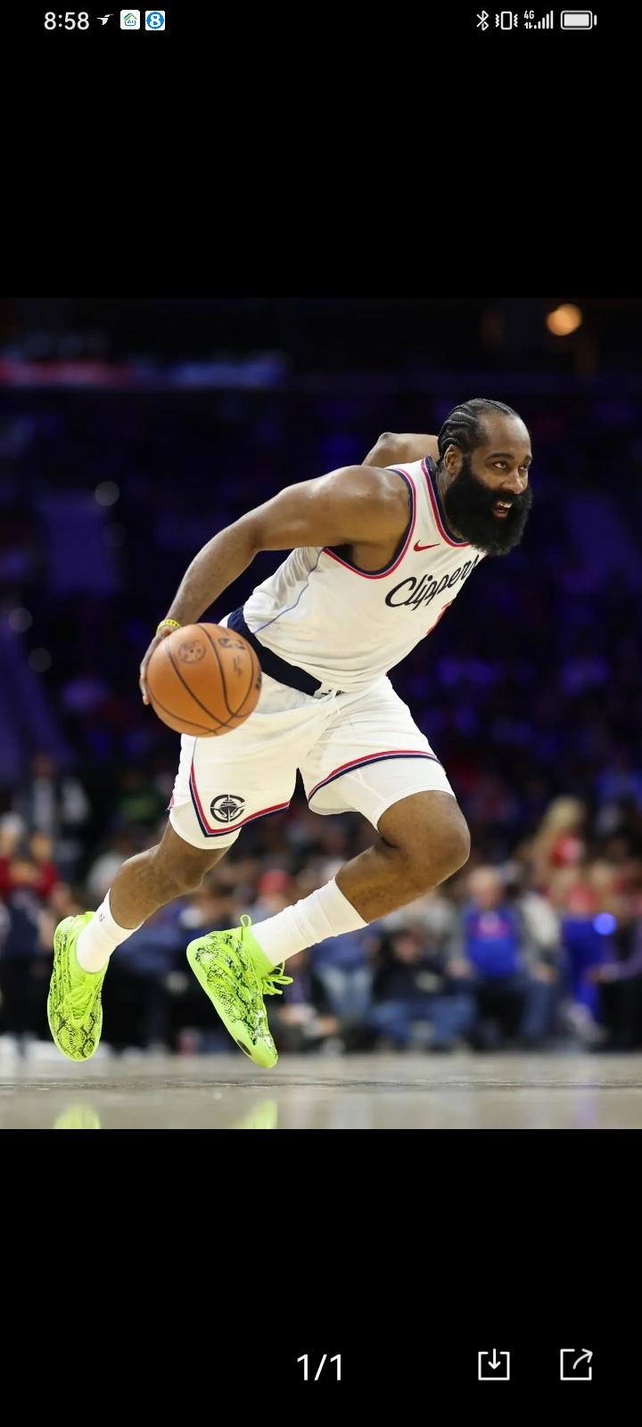 哈登太强了，在今天快船与黄蜂比赛中，哈登砍下55分3篮板7助攻全面数据，带队大胜