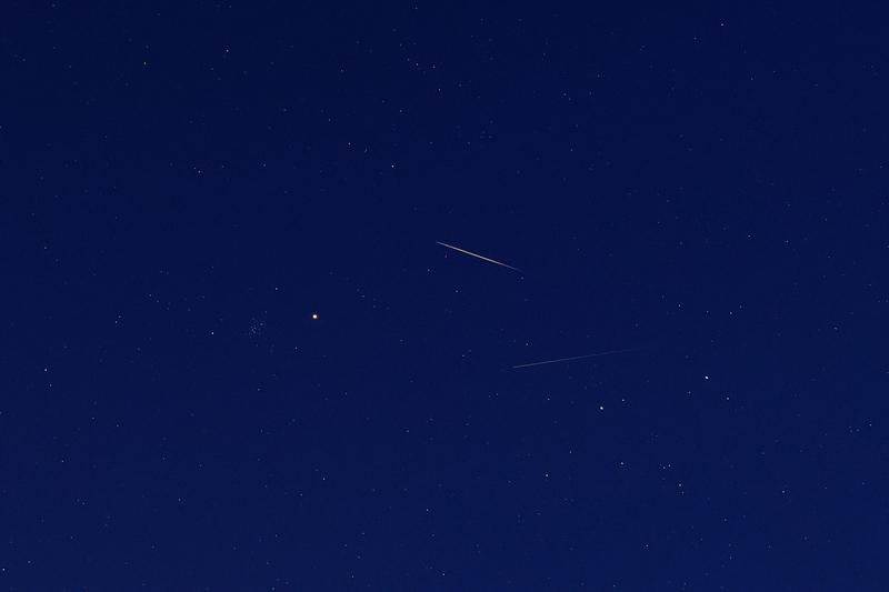 今晚可是2025年最后一场流星雨——小熊座流星雨极大期，就在22日夜晚至23日凌