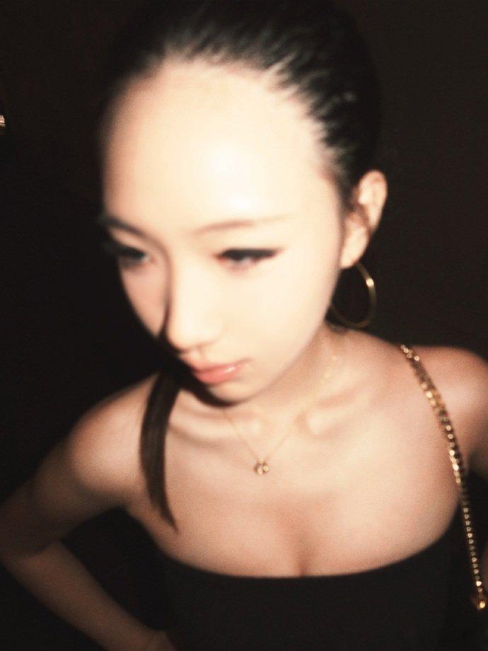 小S大女儿留学近照 小S大女儿留学近照，好美呢~ 小S大女儿更新ig ​​​