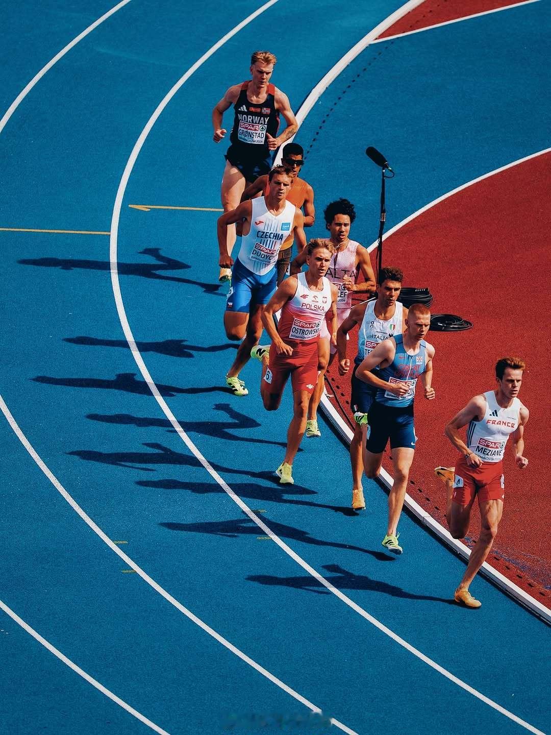 Geoff Lowe 的2026欧洲田径锦标赛摄影及后期。European At