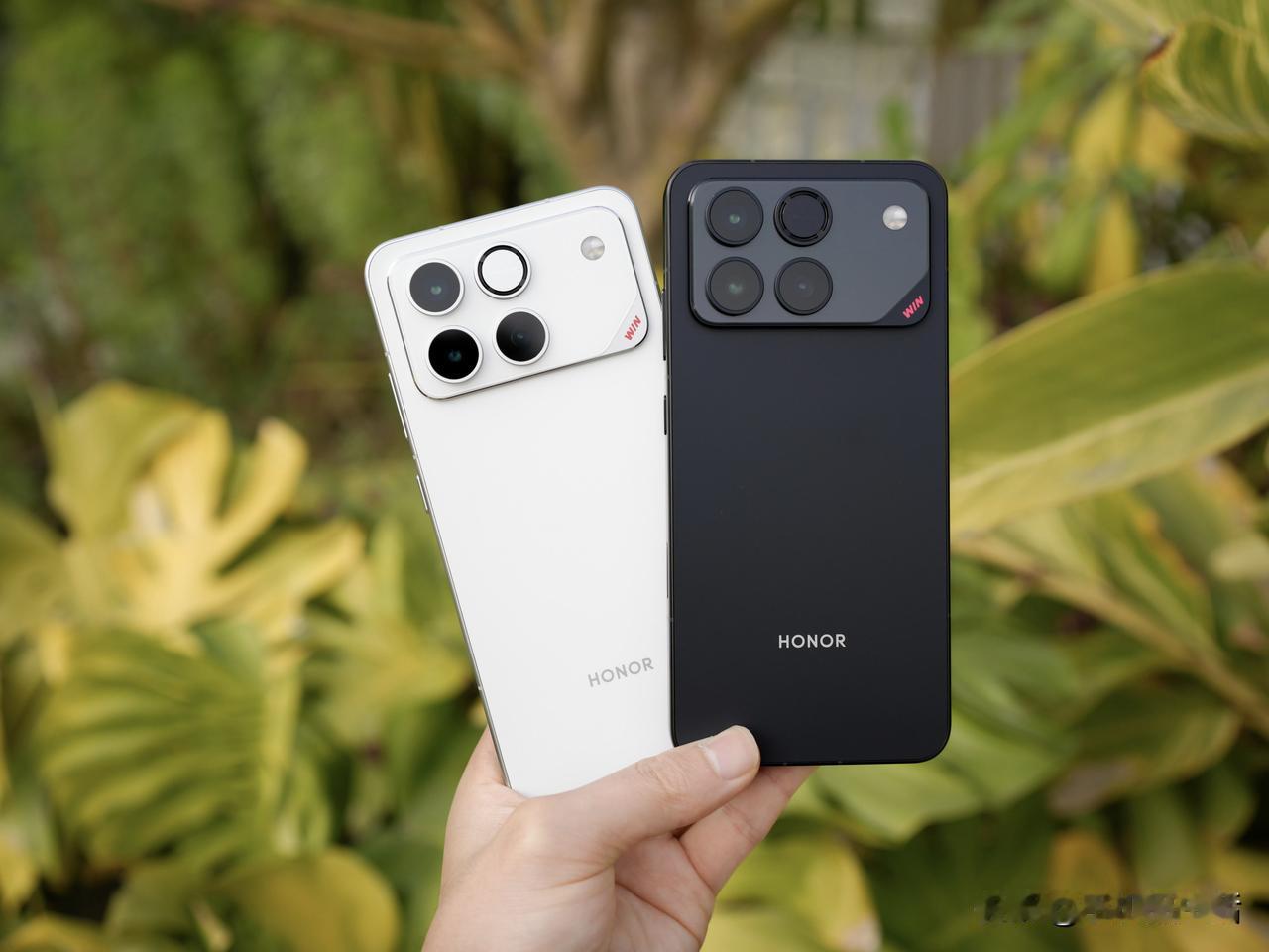 荣耀WIN系列正式发布，价格如下：

荣耀WIN RT
12GB+256GB售价