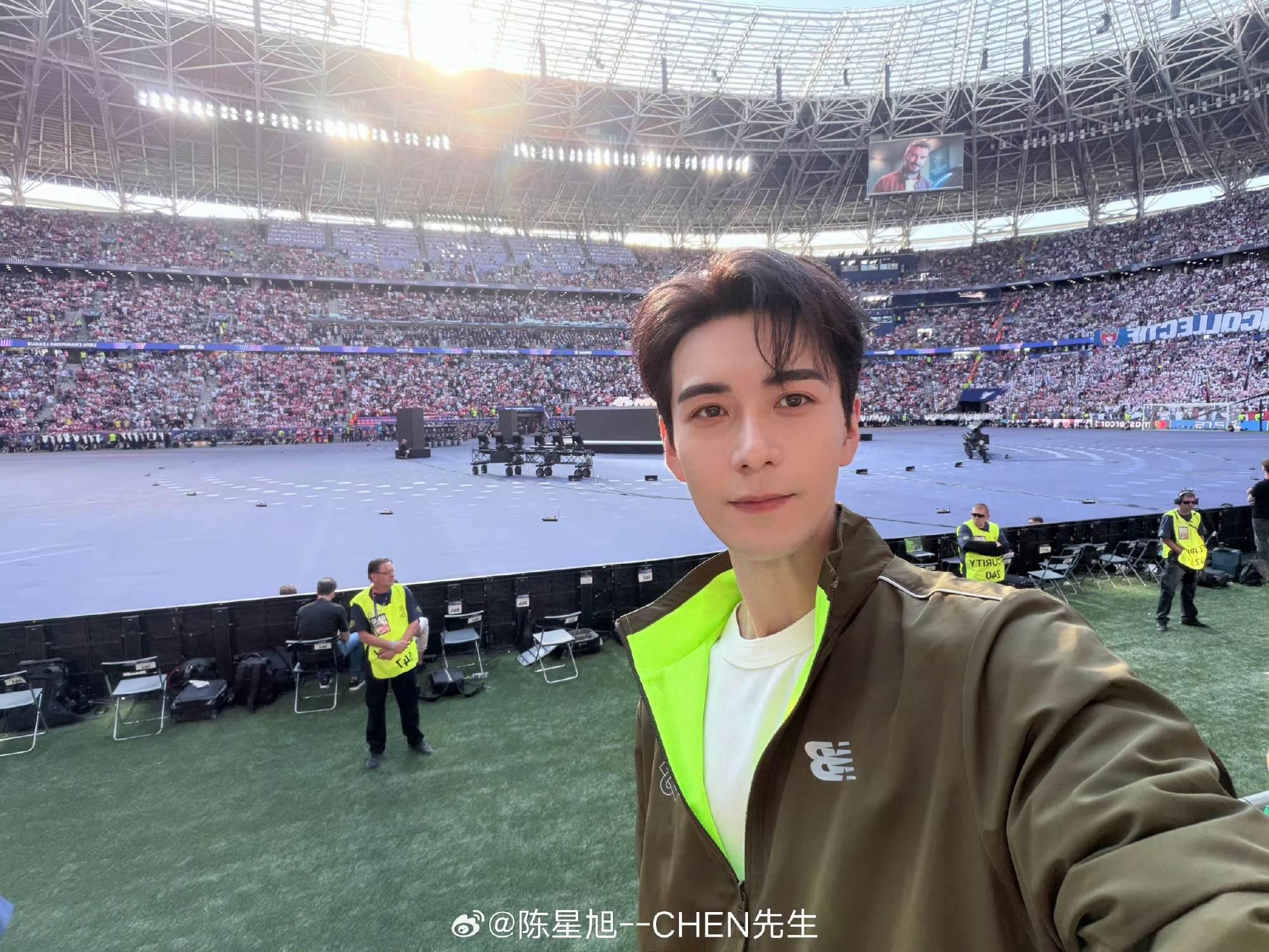 陈星旭 💙陈星旭陆行之💙陈星旭金枝你是我耗尽温柔也要奔赴的人，是藏不住的满心