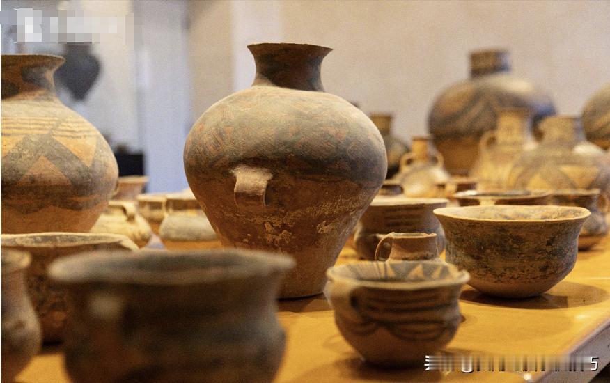 意大利返还56件中国文物，我们也赠送了非常珍贵的月壤，美国要了好久我们都没给，美