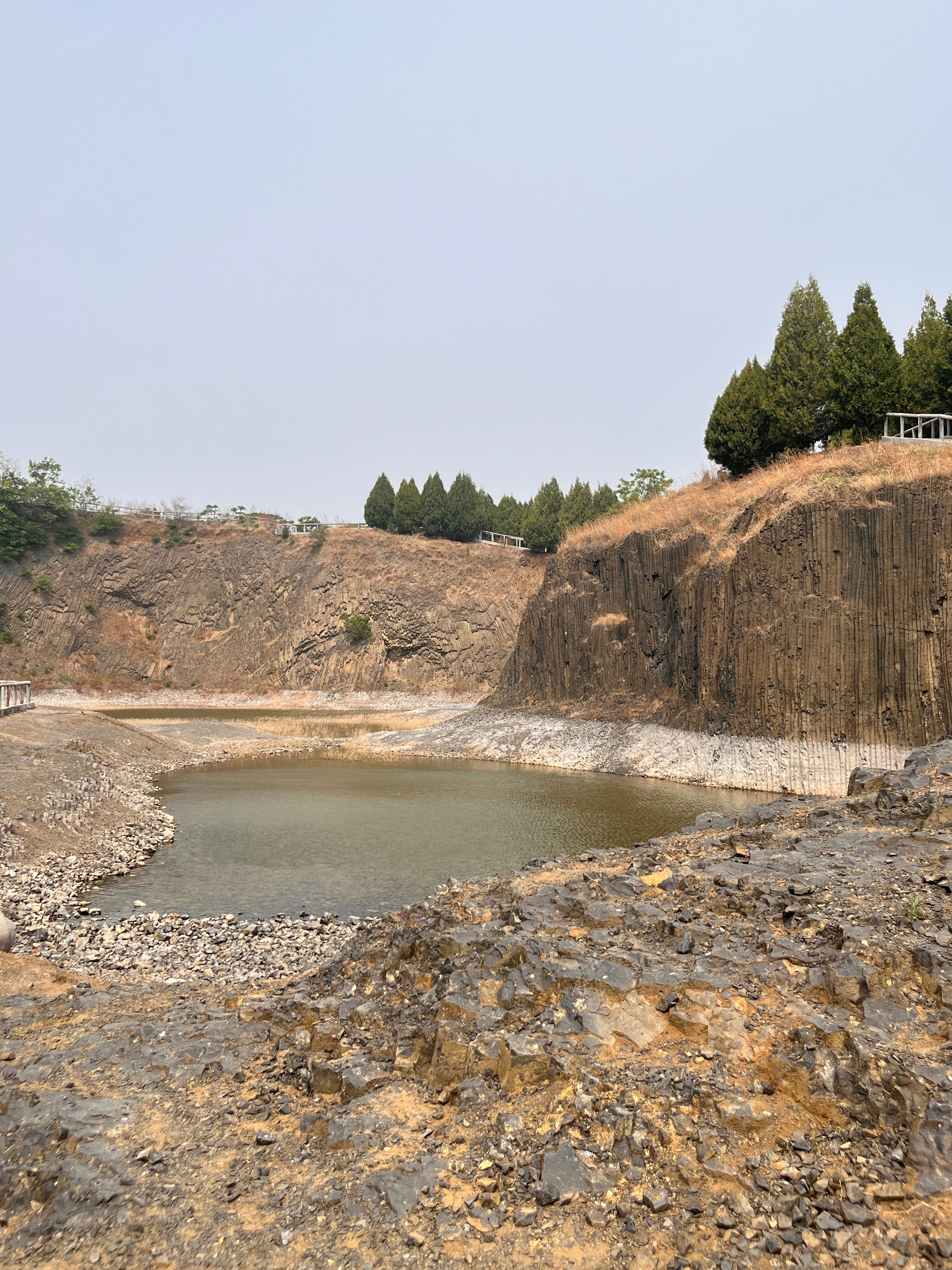 名动齐鲁e路前行山东五一去哪儿玩  齐鲁山野深处，被世人低估的大地秘境——昌乐火