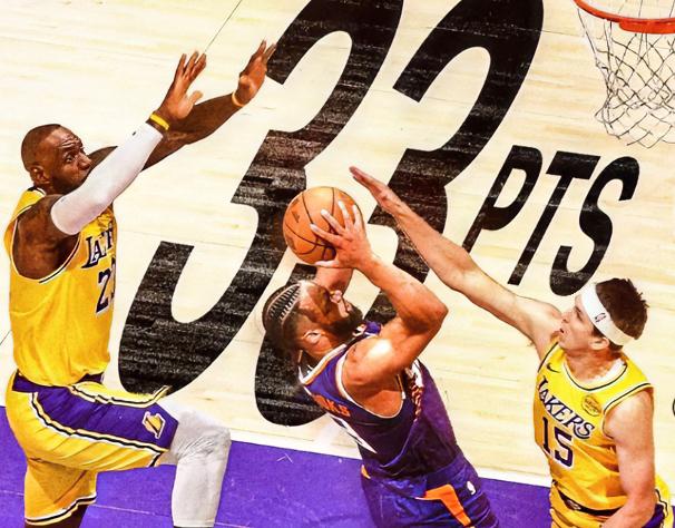 狄龙：小布，你说我今天的表现能不能赢得老詹的尊重呢？？？
布克：反正你是赢得我的