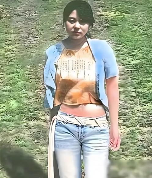 河南最美死刑犯！1993年，河南一名年轻貌美的女子，被判处死刑，就在行刑前，女子