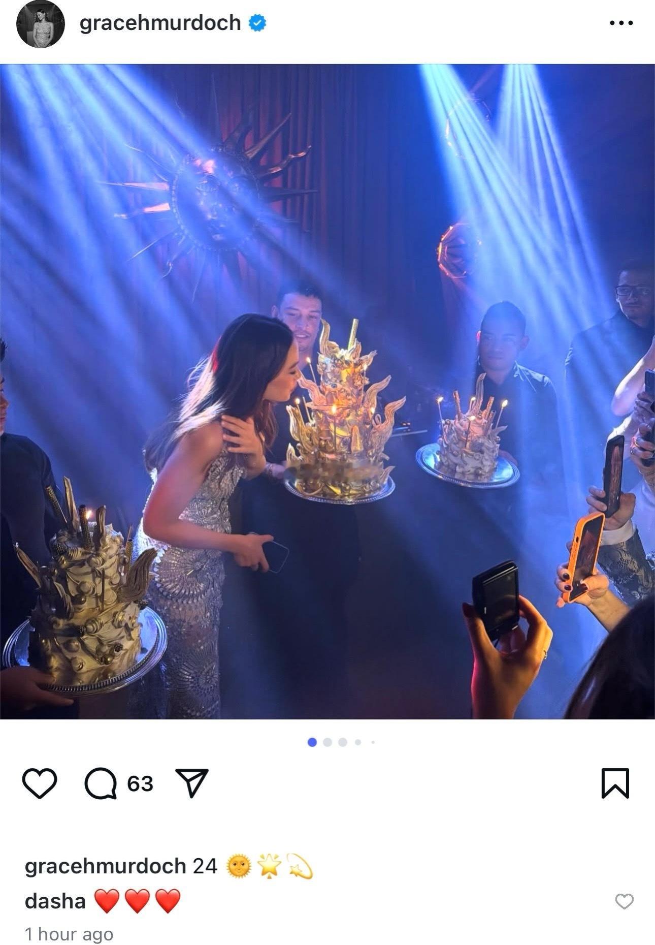 邓文迪和默多克的大女儿Grace的24岁生日趴🎂👇 