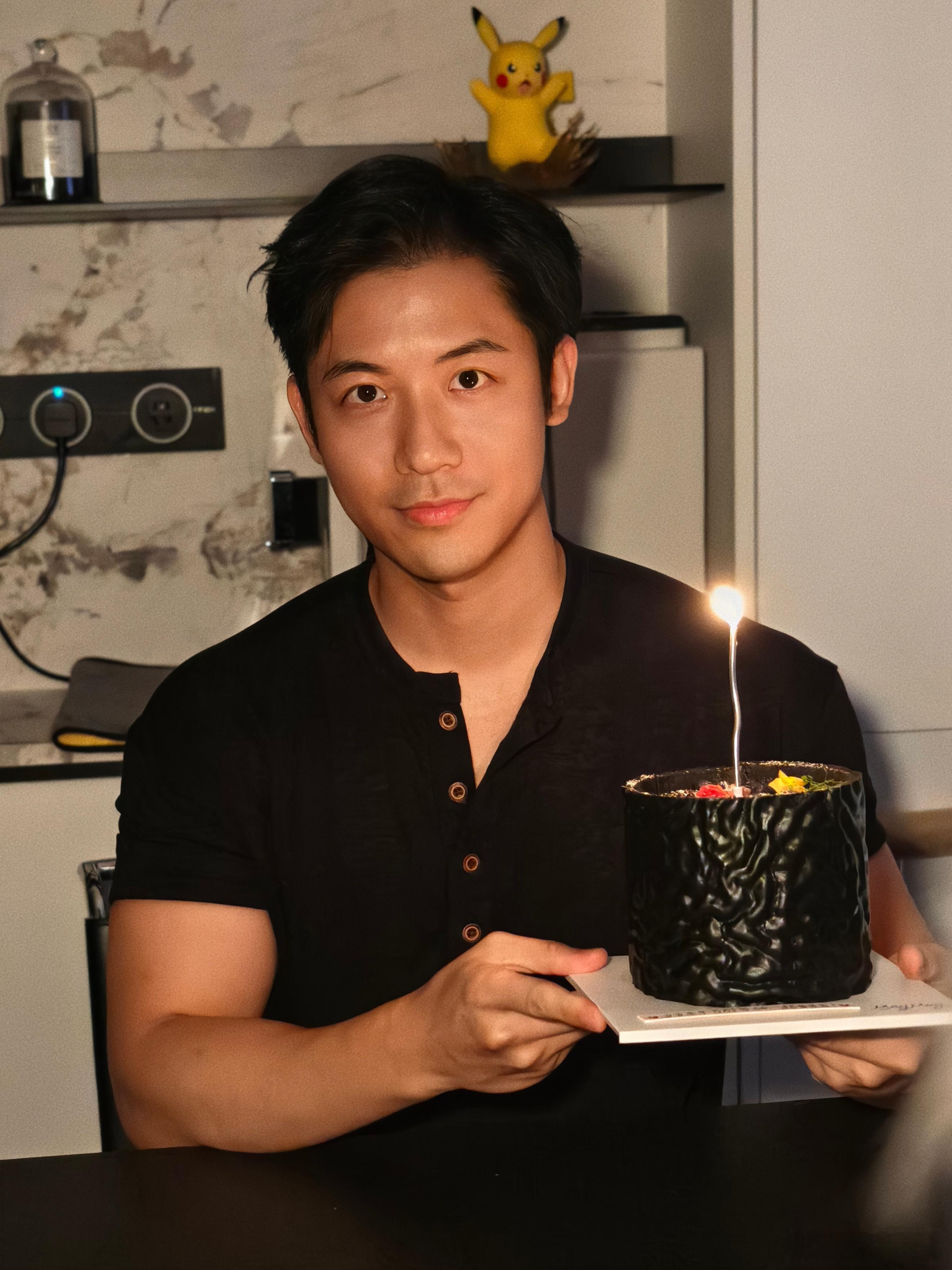 头发长了，生日也到了🎂 ​​​