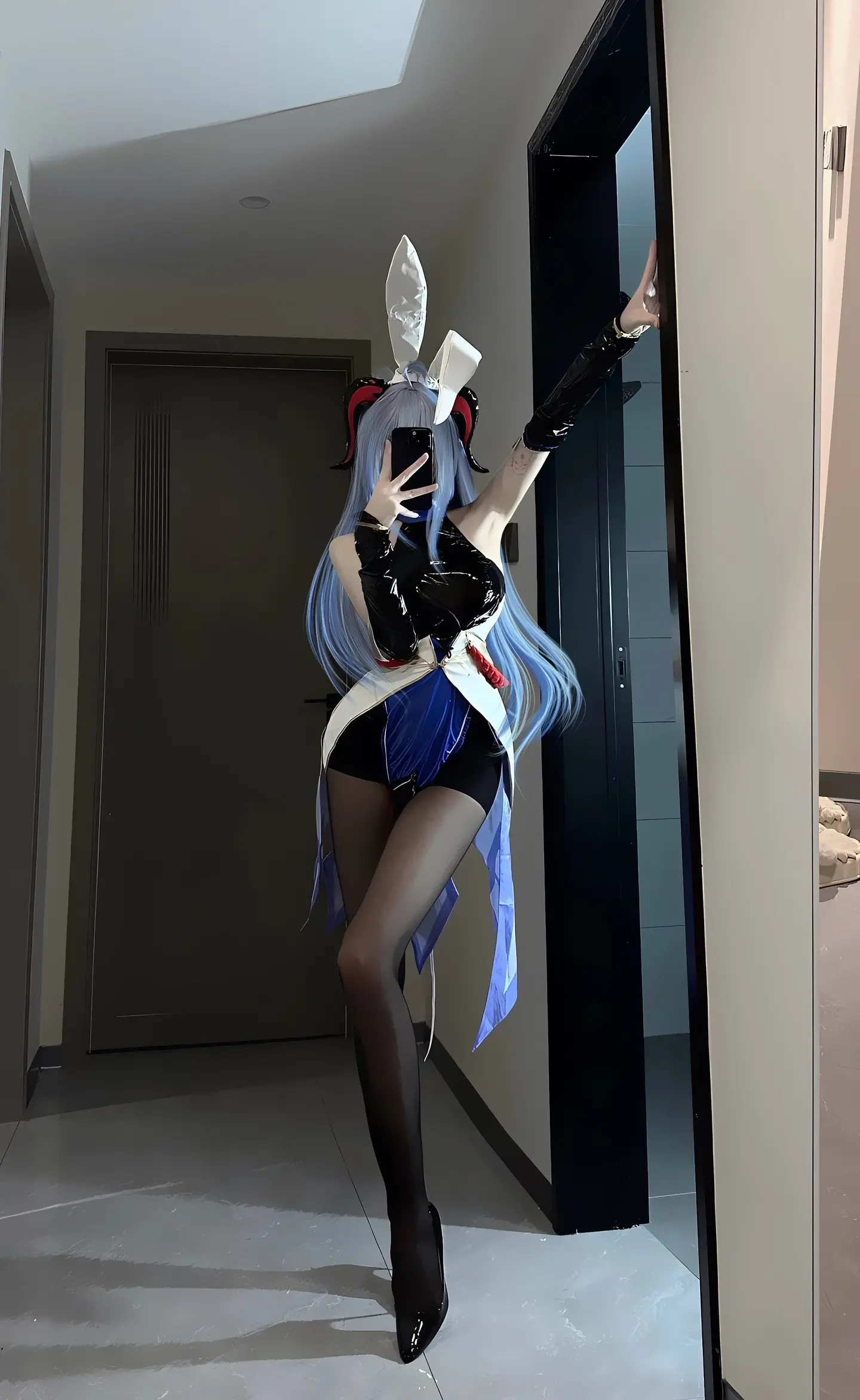 王小美。