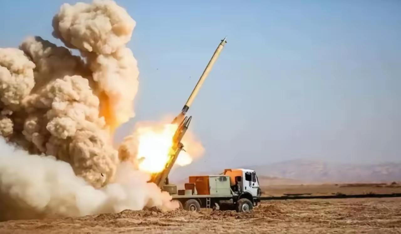 美国这次真玩砸了，伊朗革命卫队群龙无首后反而玩命反击，美国连谈判都找不到人，战争