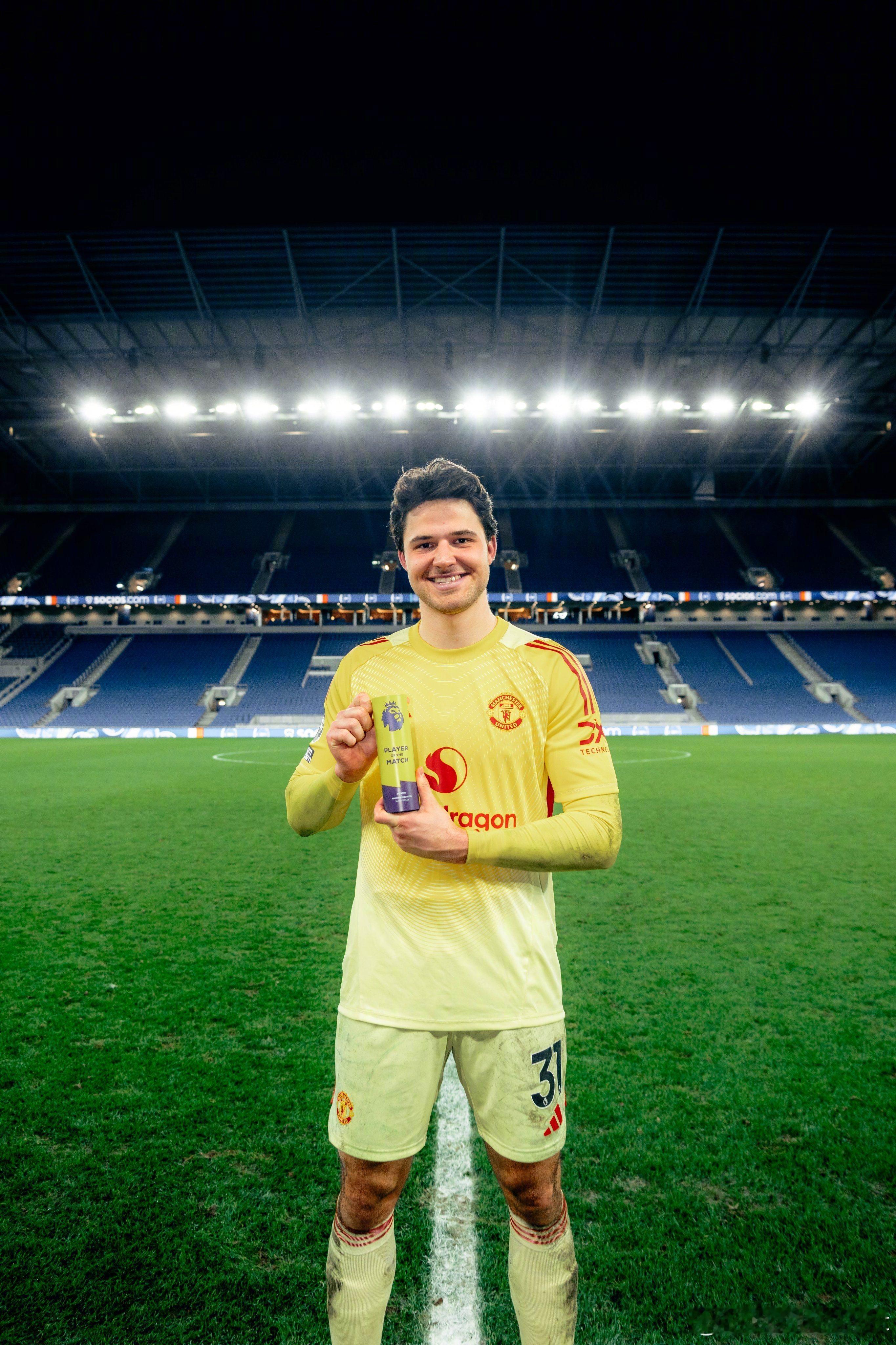 🧤拉门斯被评为英超官方全场最佳球员。ManUtdspot埃弗顿0比1曼联英超联