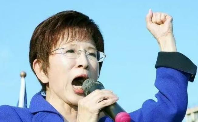 大陆已经向台湾省的同胞发出了正式通告，只要统一，大陆人民一律欢迎！

其实国家统