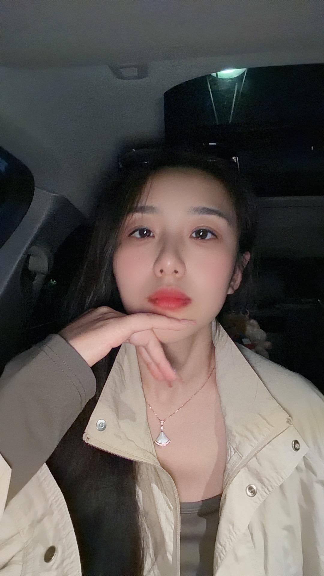 经前综合症！快生理期了，很容易掉眼泪，生理反应和孕激素飙升无法控制黄体期