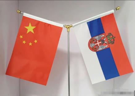 塞尔维亚受刺激了！塞尔维亚成为了欧洲首个列装中国超音速空射导弹的国家！塞尔维亚紧