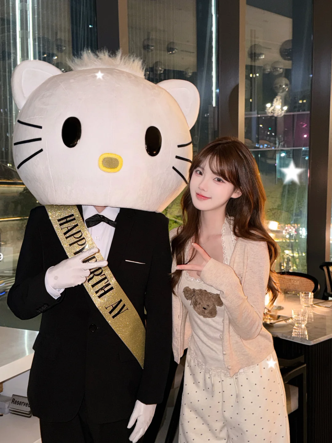 被Hello Kitty惊喜到的生日约会餐厅✨