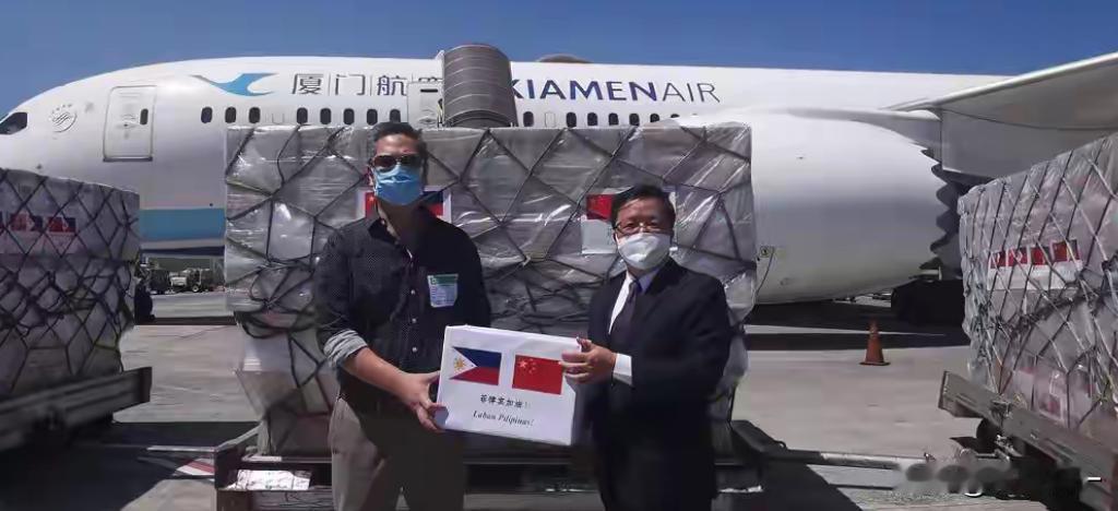 菲律宾又遇天灾，但我们不会再帮“白眼狼”了


11月还没过半，菲律宾就已经接连