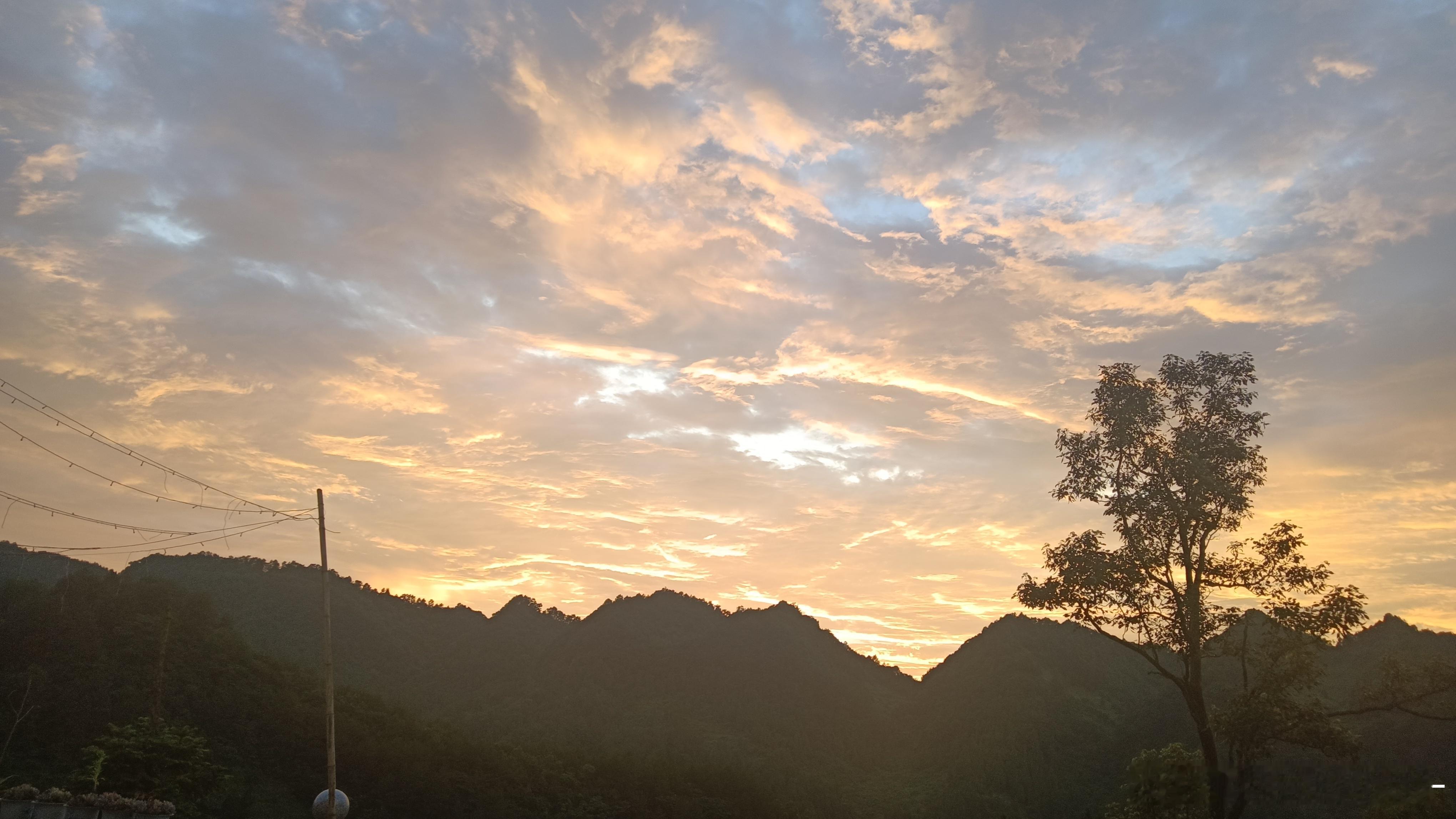 阳光信用 💫阳光信用  💫每日一善        要践行绿水青山就是金山银山