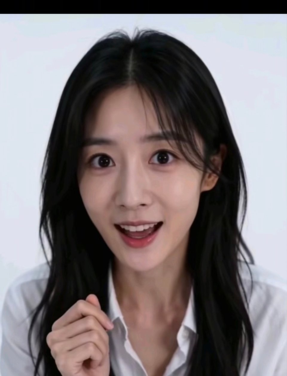 我现在看到这张脸就会划走真的受够了