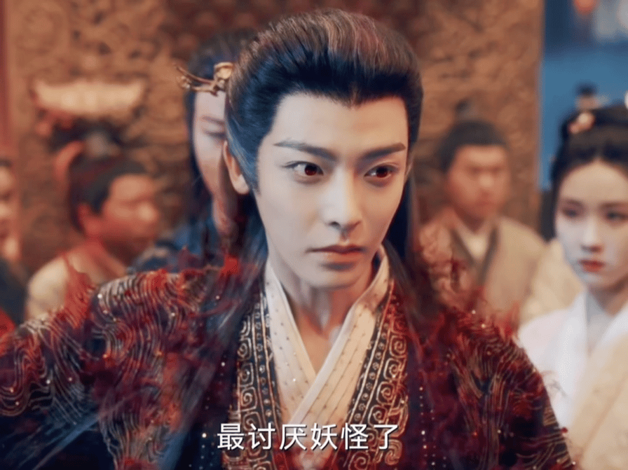 #侯明昊又赚我眼泪了# 侯明昊演技精湛，一句台词，几滴泪珠，将小卓的内心世界展现