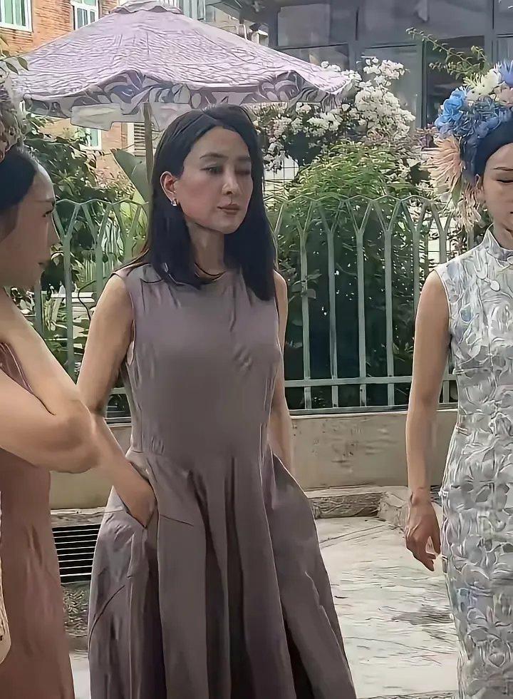 马苏前几年那件事是不是算自断前程，好久没有出现了 