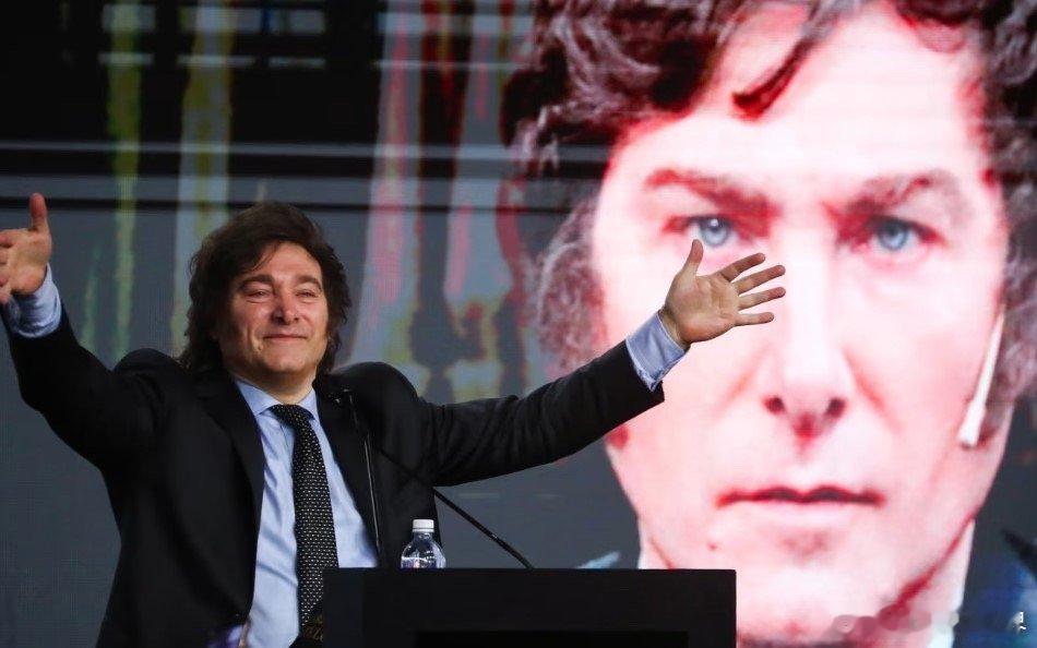 阿根廷不加入金砖国家是它的遗憾。马杜罗公开评价说：金砖国家是“代表人类未来”的决