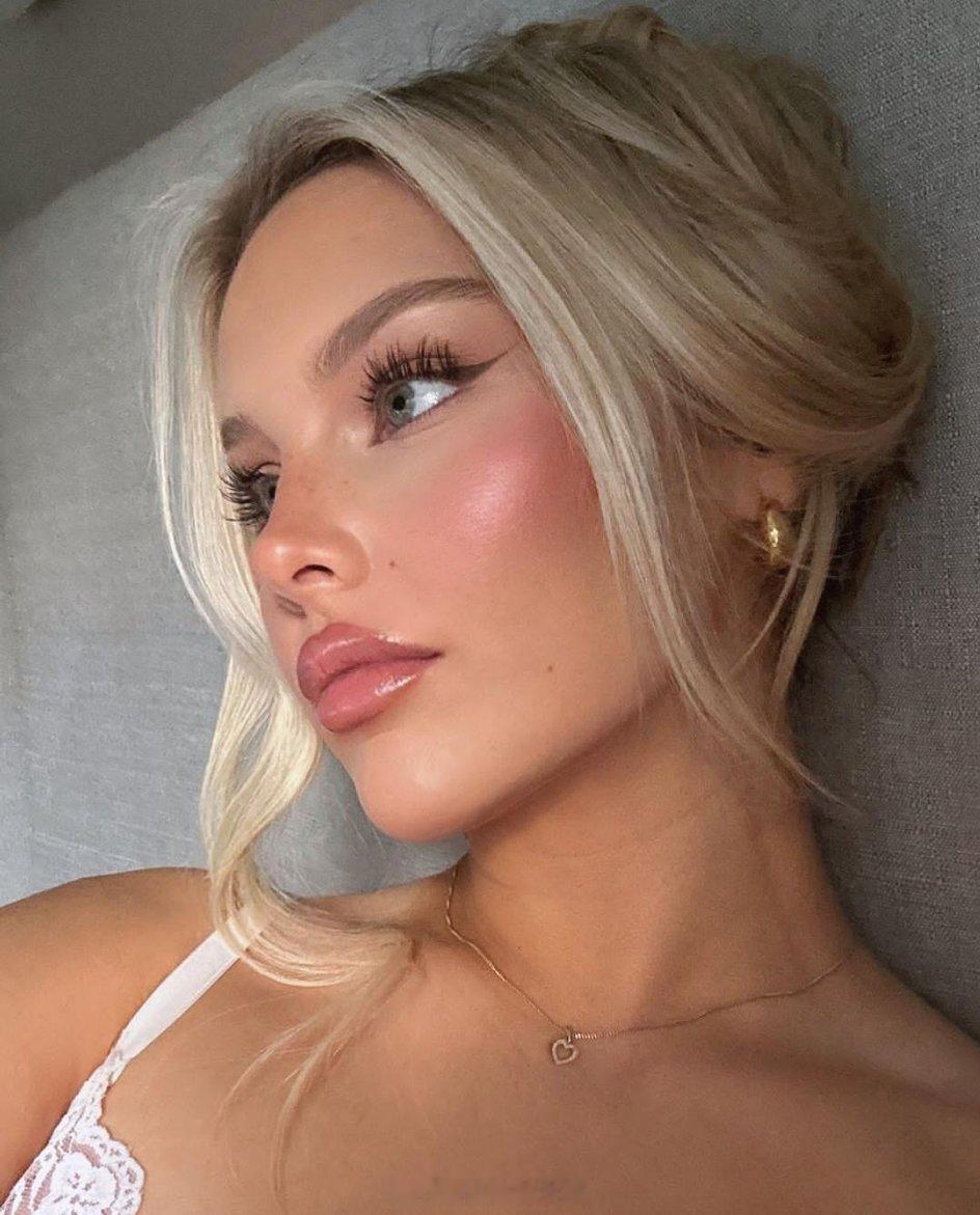 bybrookelle#ins欧美女头[超话]##女生头像##欧美##欧美女头#