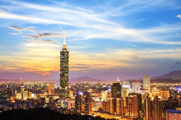 【胡文琦：《纽约时报》建议，观光署看到了吗？】
虽说外国月亮不见得真的比较圆，但