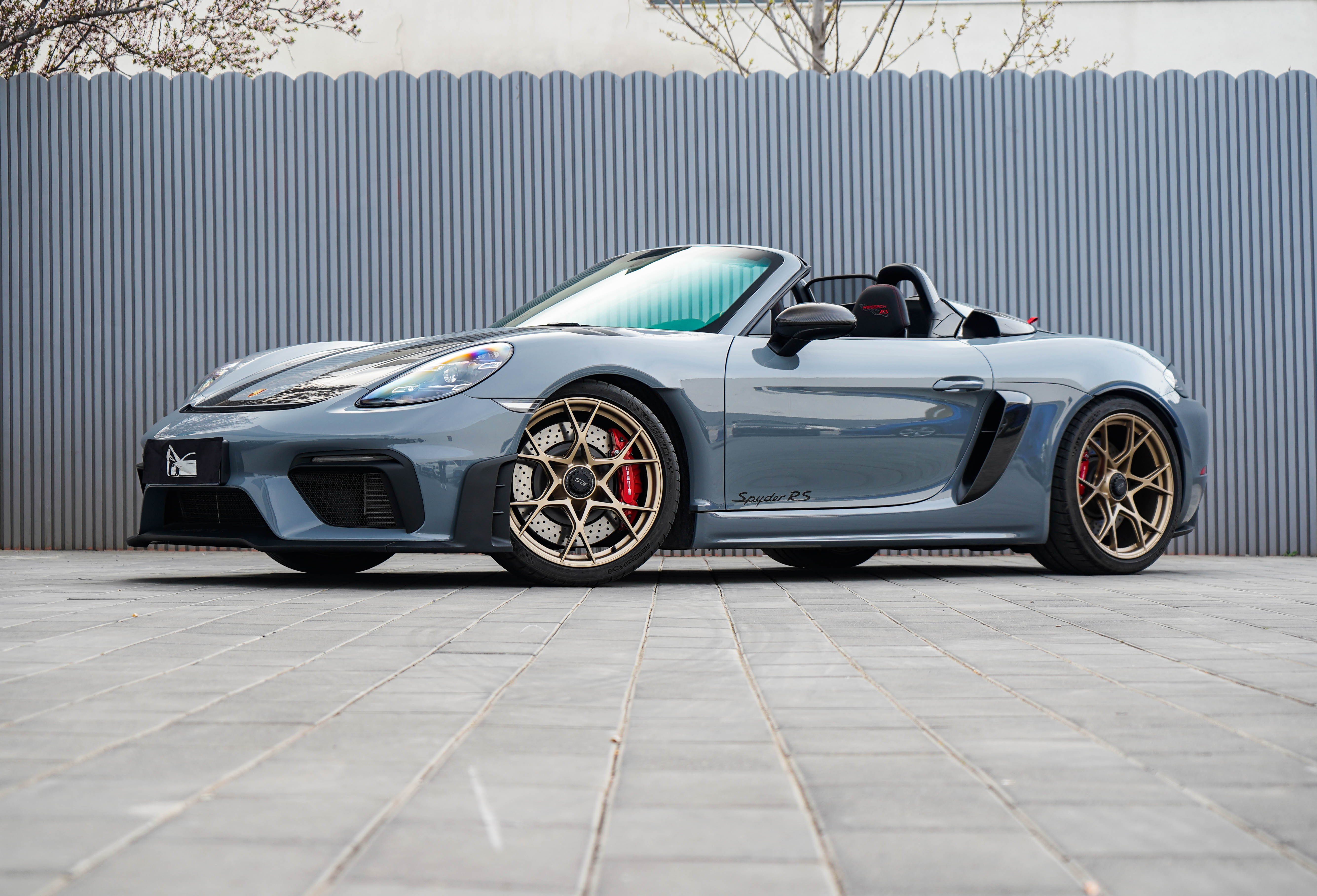 又给兄弟们弄了个好玩意：2024 718spyderRs 2300km 原漆 【