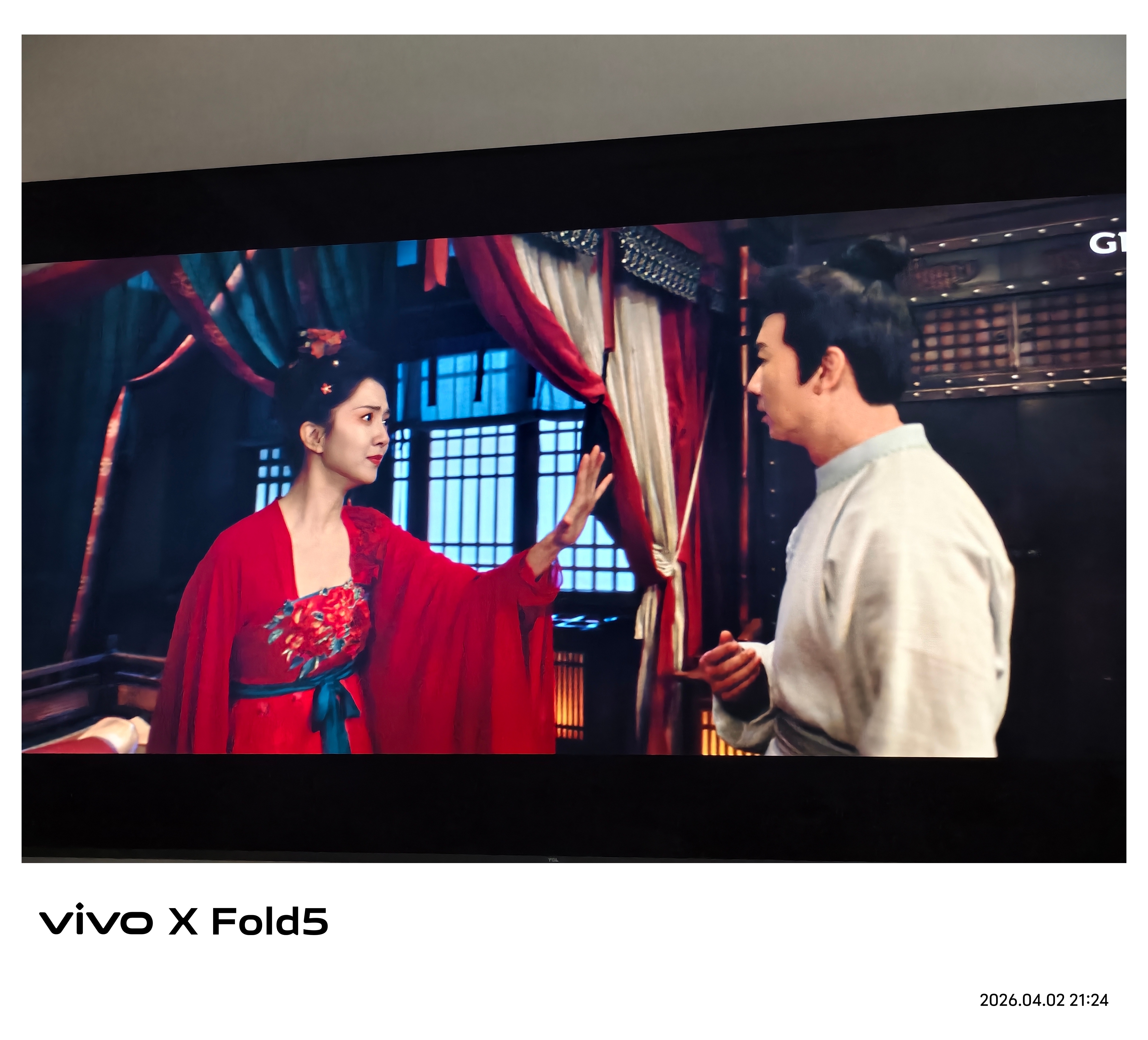 昨晚刷剧有点晚了今天好累呀 