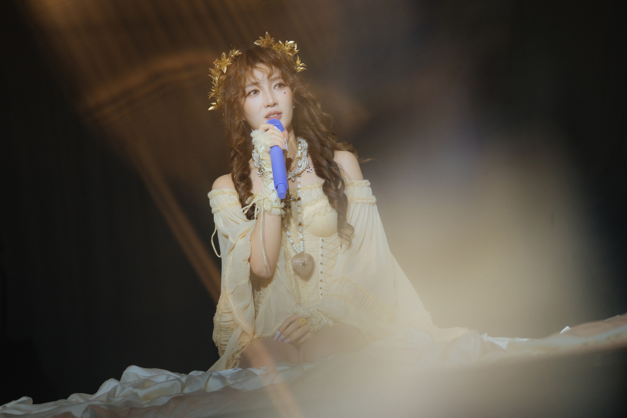 孟佳的人生第一次 看到这组图我一个“嗨美女！”是谁还在戒断中