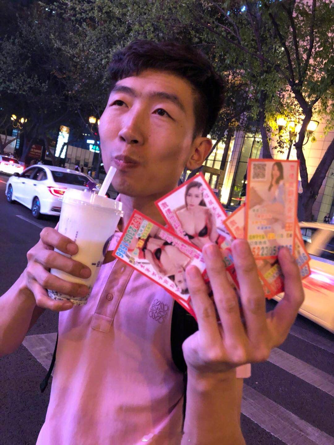 完了，刚才上了一下称，我140斤了！得减肥了，之前我非常稳定在120左右的[do