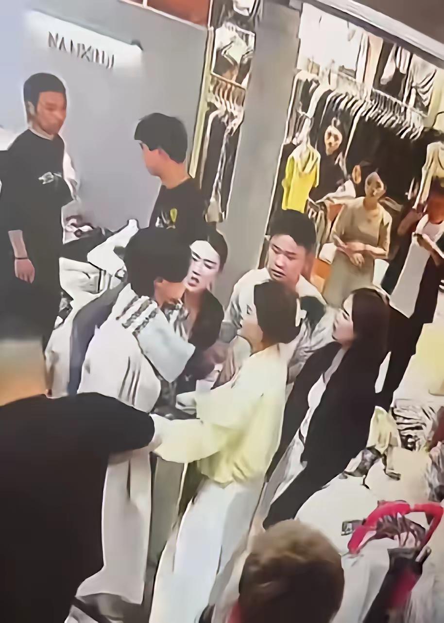 原来男人偷吃，和原配漂不漂亮'、能不能干并没有啥关系[捂脸][捂脸][捂脸]
