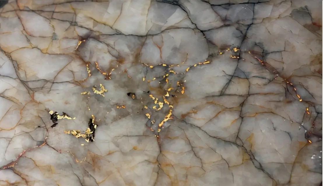 一大早，我刷手机差点被一条新闻笑到喷奶：某位大哥买酸奶，吸管“滋溜”一声，没喝出