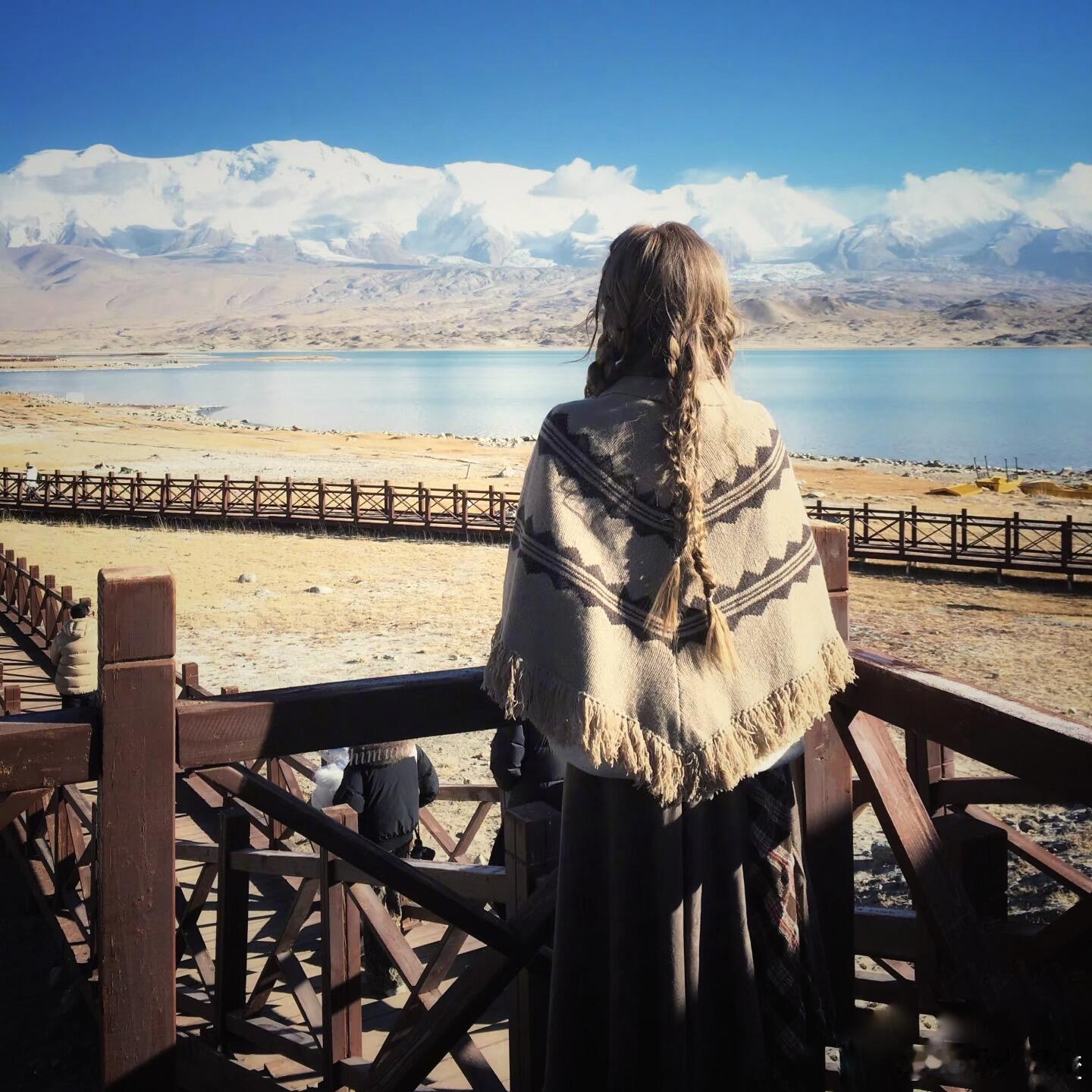 白鹿  白鹿头像更新白鹿｜ 