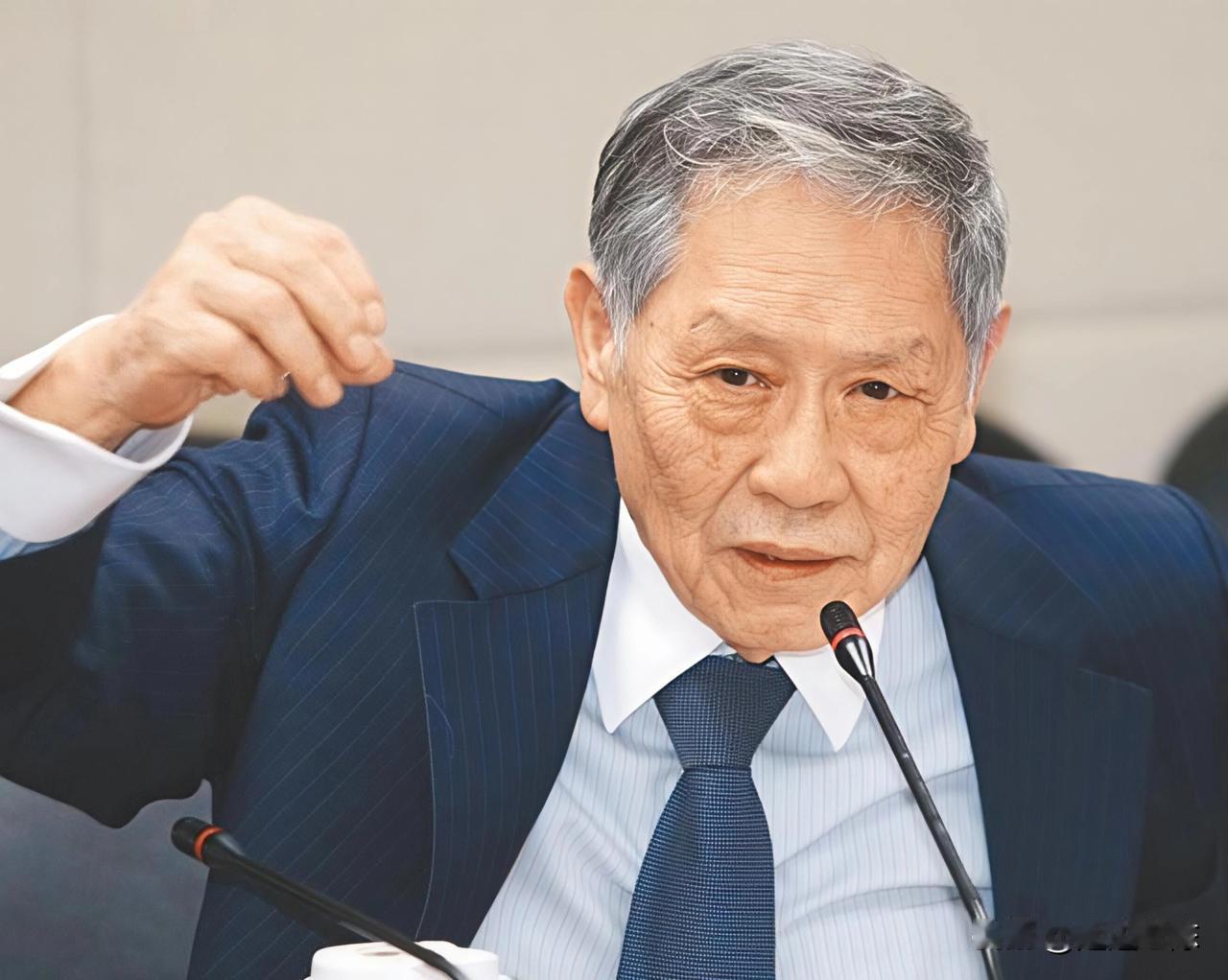 帅化民震撼发声：美军27分钟驰援台海？别再做“航母神话”的白日梦了！

近日，美