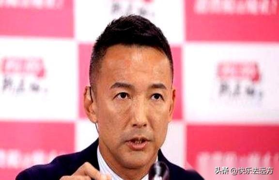 不用一兵一卒，怎么让一个经济大国低头？只需抽走一块砖！

日本政客山本太郎撕开残
