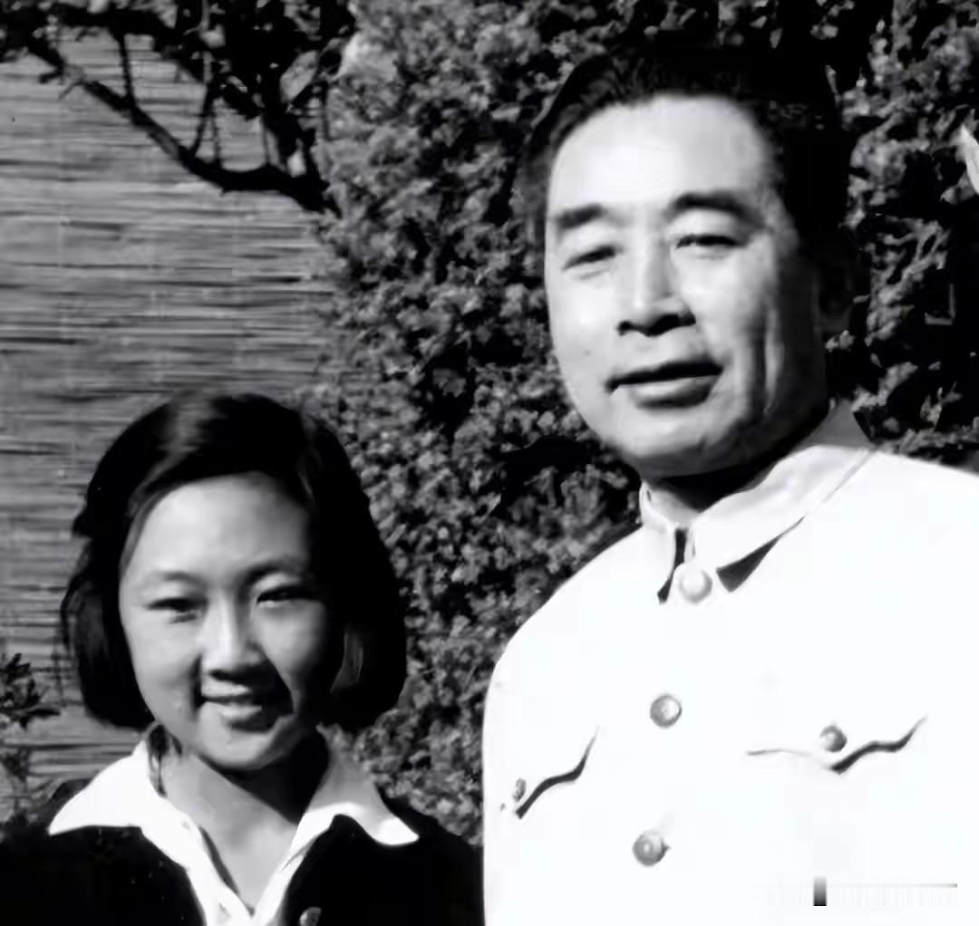 周总理和侄女周秉德