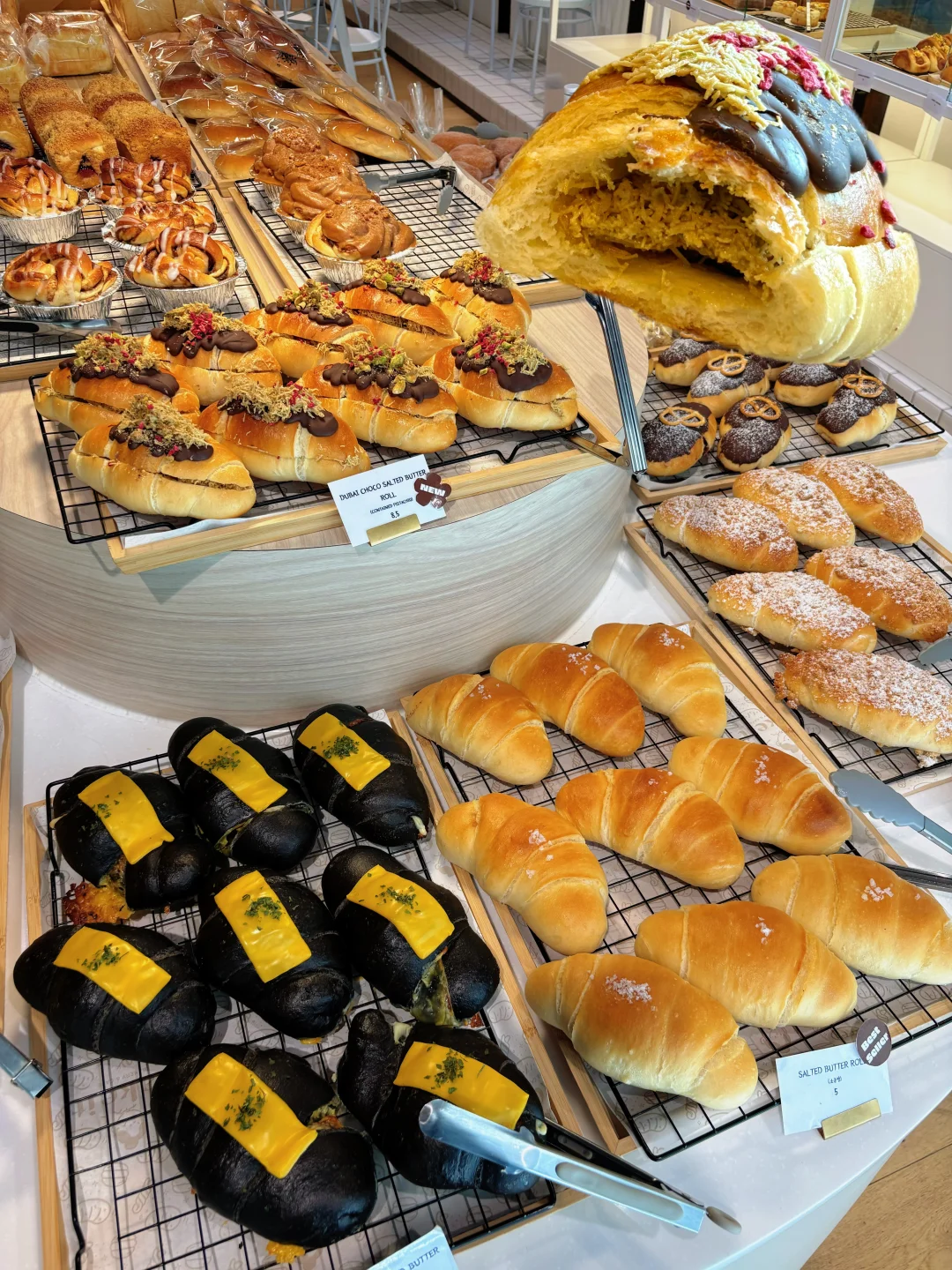 布里斯班cbd的真神🥐迪拜巧克力海盐卷