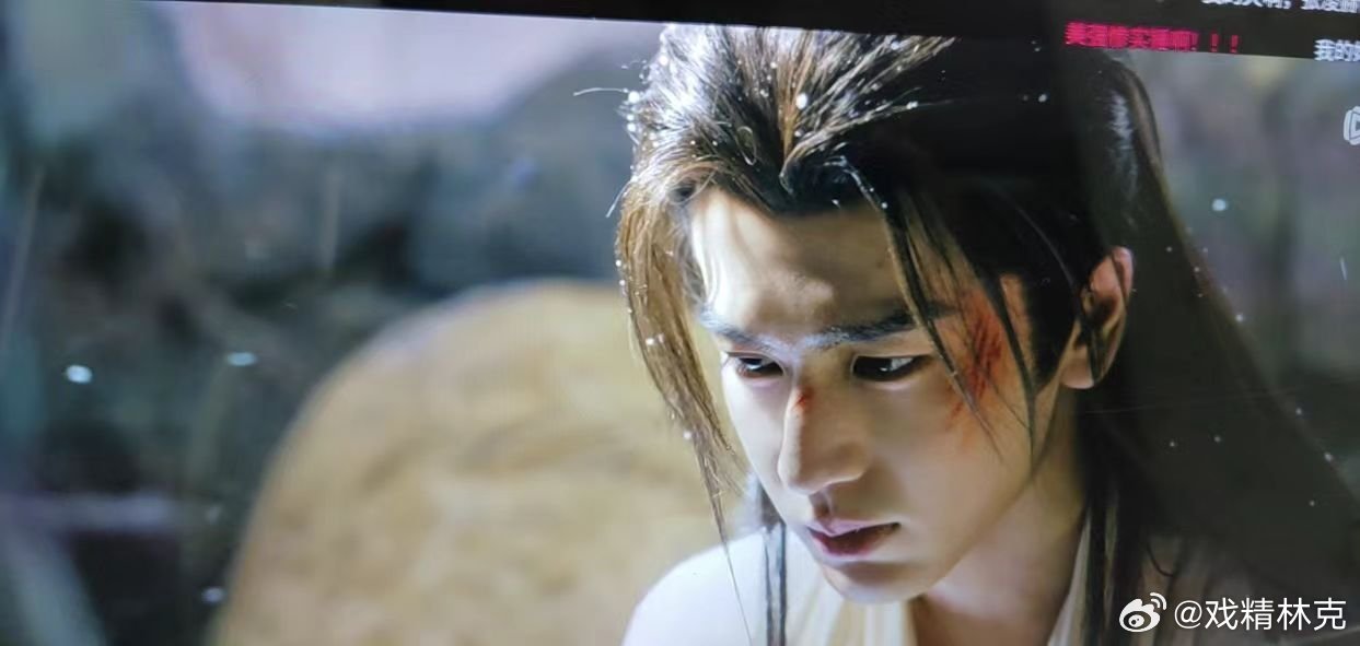 张凌赫 配音 不说我都没听出来，其实还算贴脸