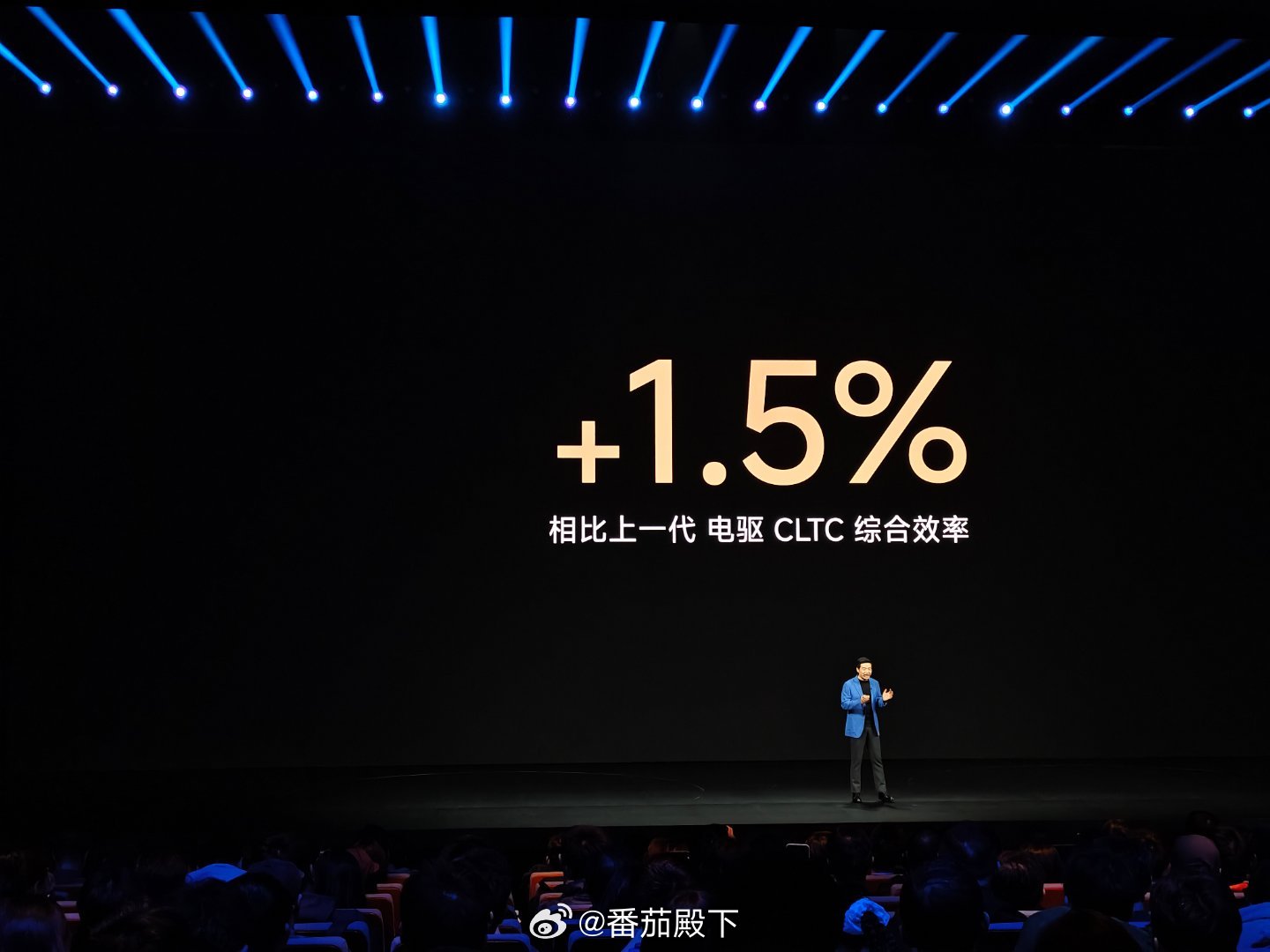 小米新SU7 Pro版本挺牛逼……仅96.3度电就有902公里续航。一个行业新手