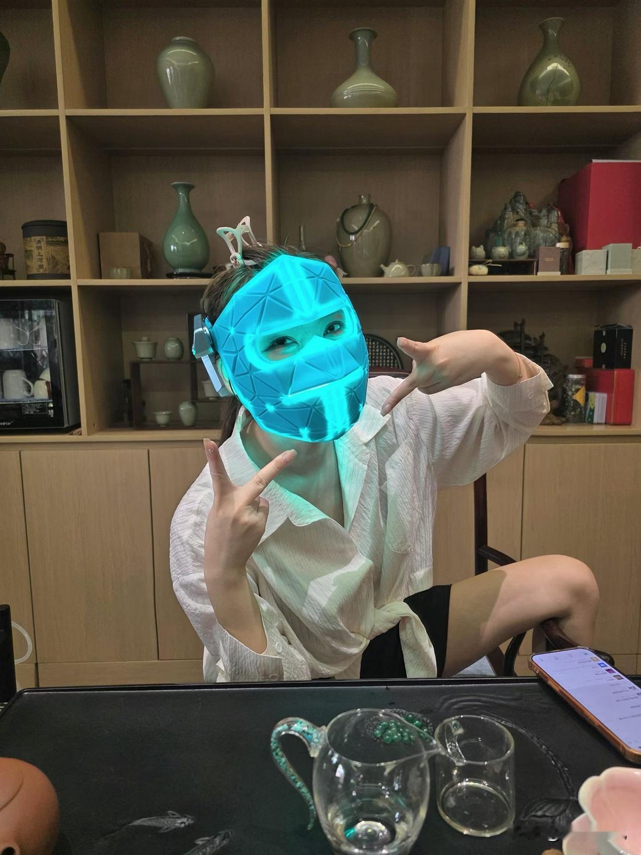 超光面罩，美容喝茶两不误！