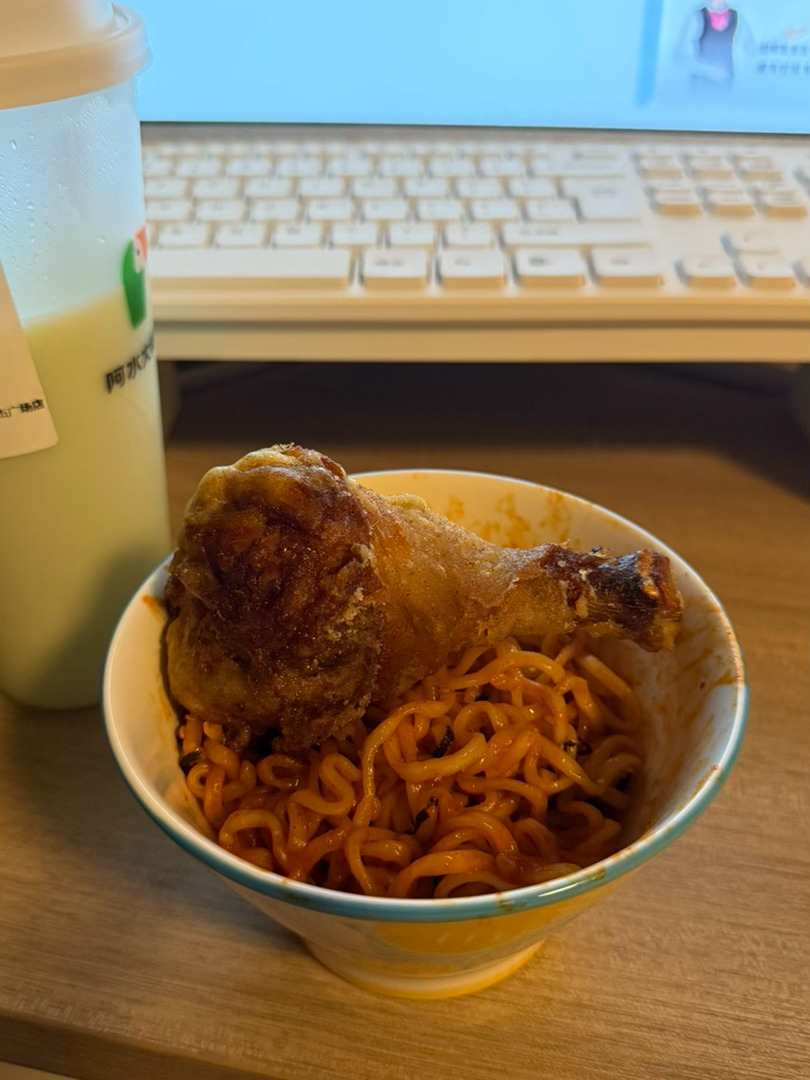 临榆炸鸡腿为啥这么好吃我只想疯狂撕咬它 