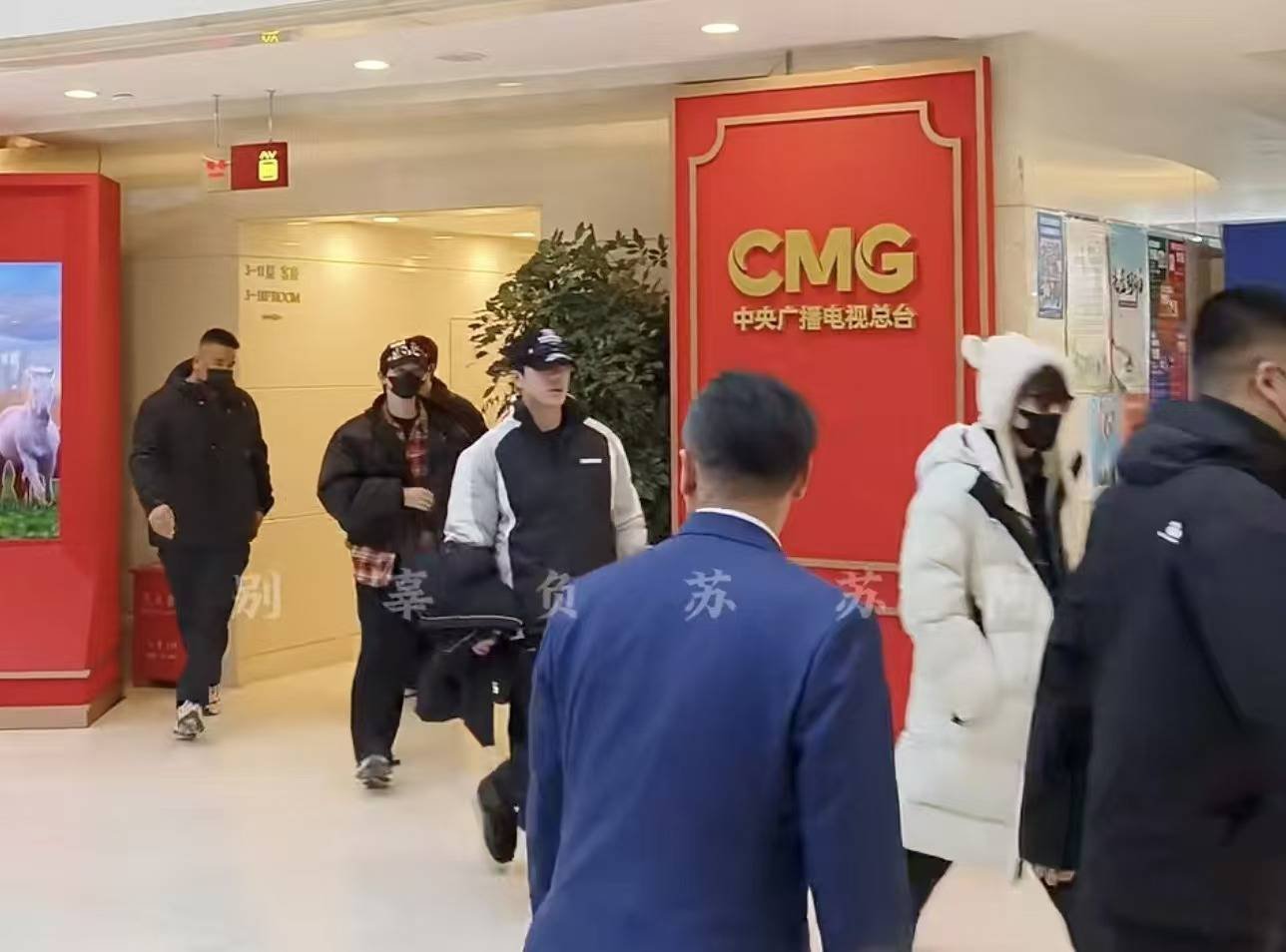 十个勤天蛇年春晚彩排路透  十个勤天哥几个加油呀！！一定可以的！ 