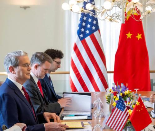 中美握手后，中国腾出精力与荷兰算账，英媒：欧盟像 “人格不完整的小孩”！

中美