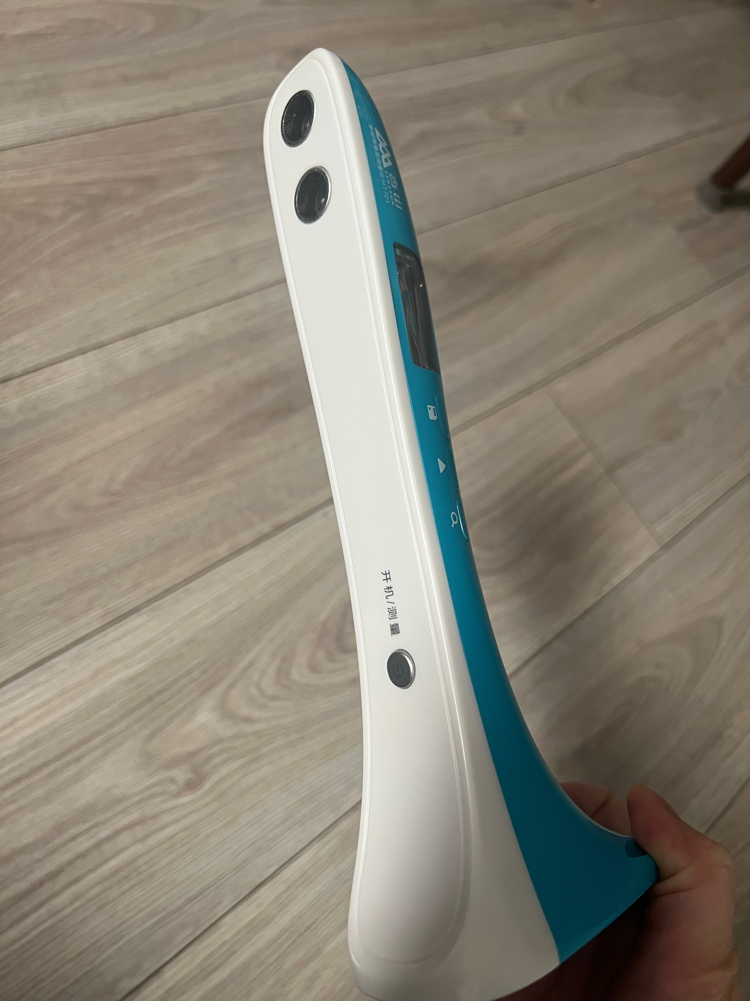 给米米买了这个身高测量仪不用再贴墙上那种了真不错测了132cm带娃随手拍春日许愿