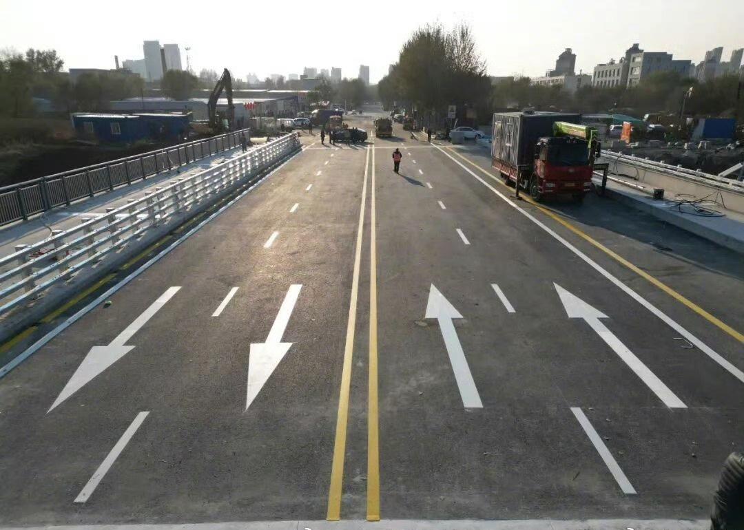 【长春东荣大路跨东新开河桥建成通车啦】这座桥位于东环城路以东、长吉北线以北的东荣