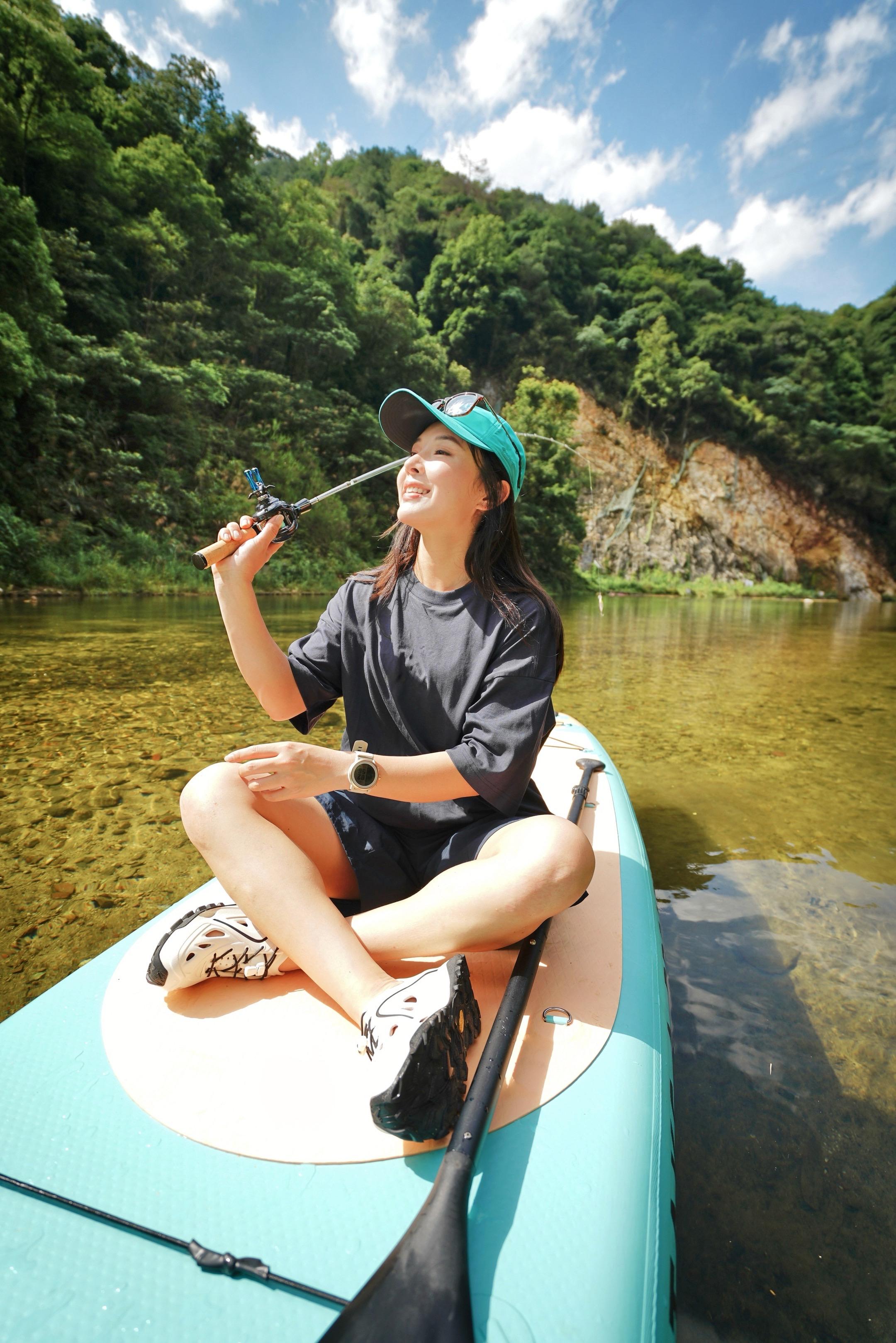 夏天怎么能少得了桨板钓鱼～好像又回到了无忧无虑的小时候