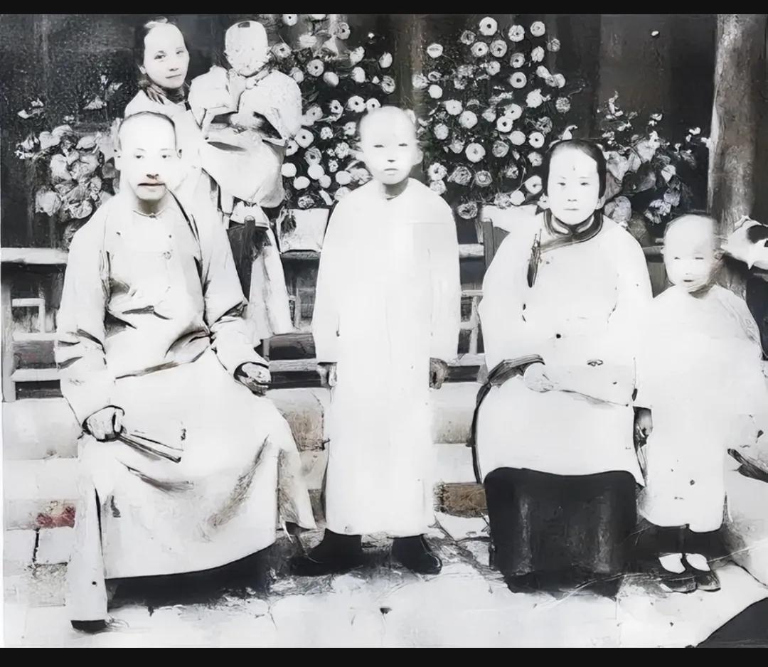 1905年，