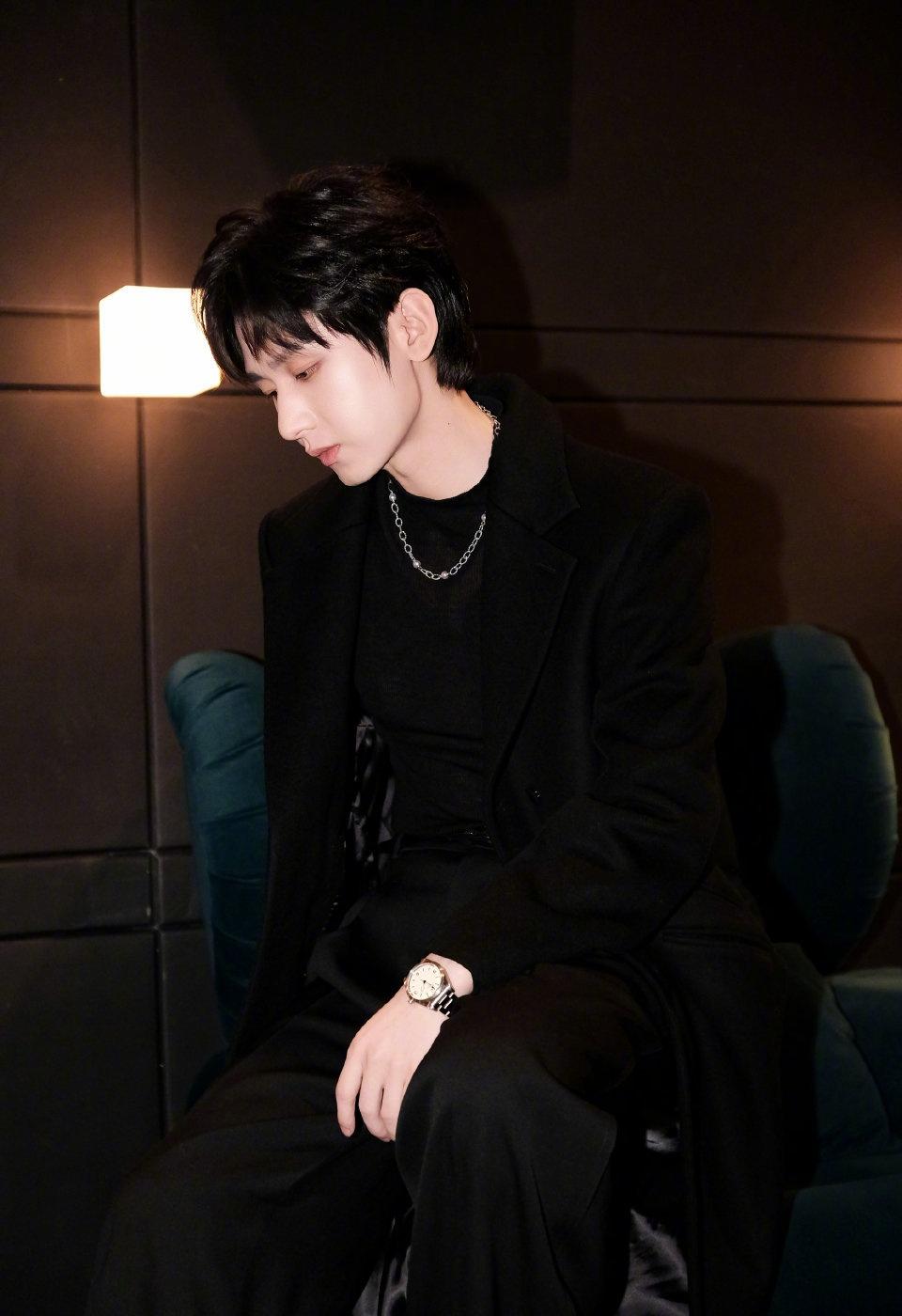 成毅，世间万物皆苦，你明目张胆的偏爱就是救赎。

成毅｜赴山海｜萧秋水｜李沉舟｜