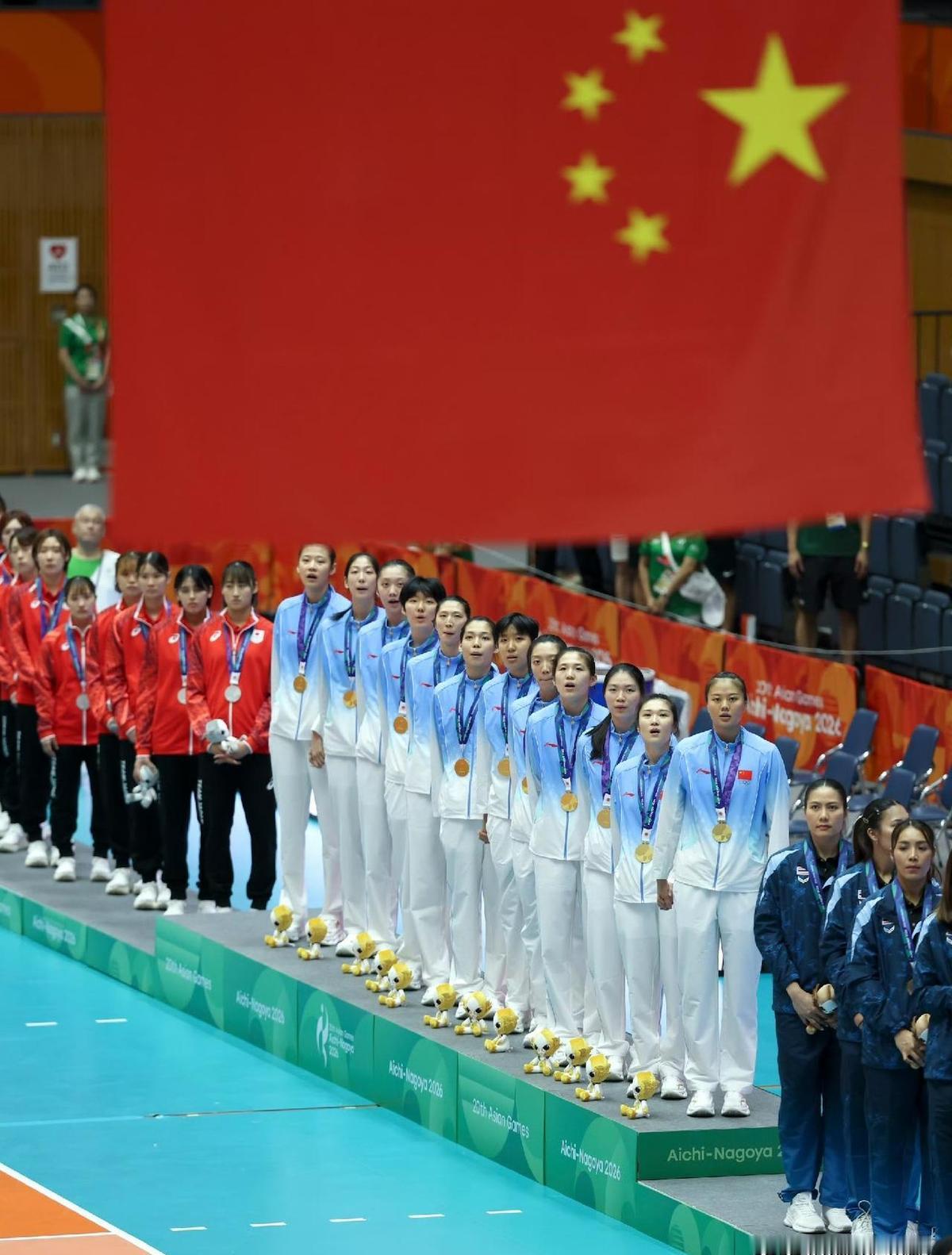 中国女排把日本队打哭了，不是形容词，是物理意义上的。
10月7日杭州亚运会女排决